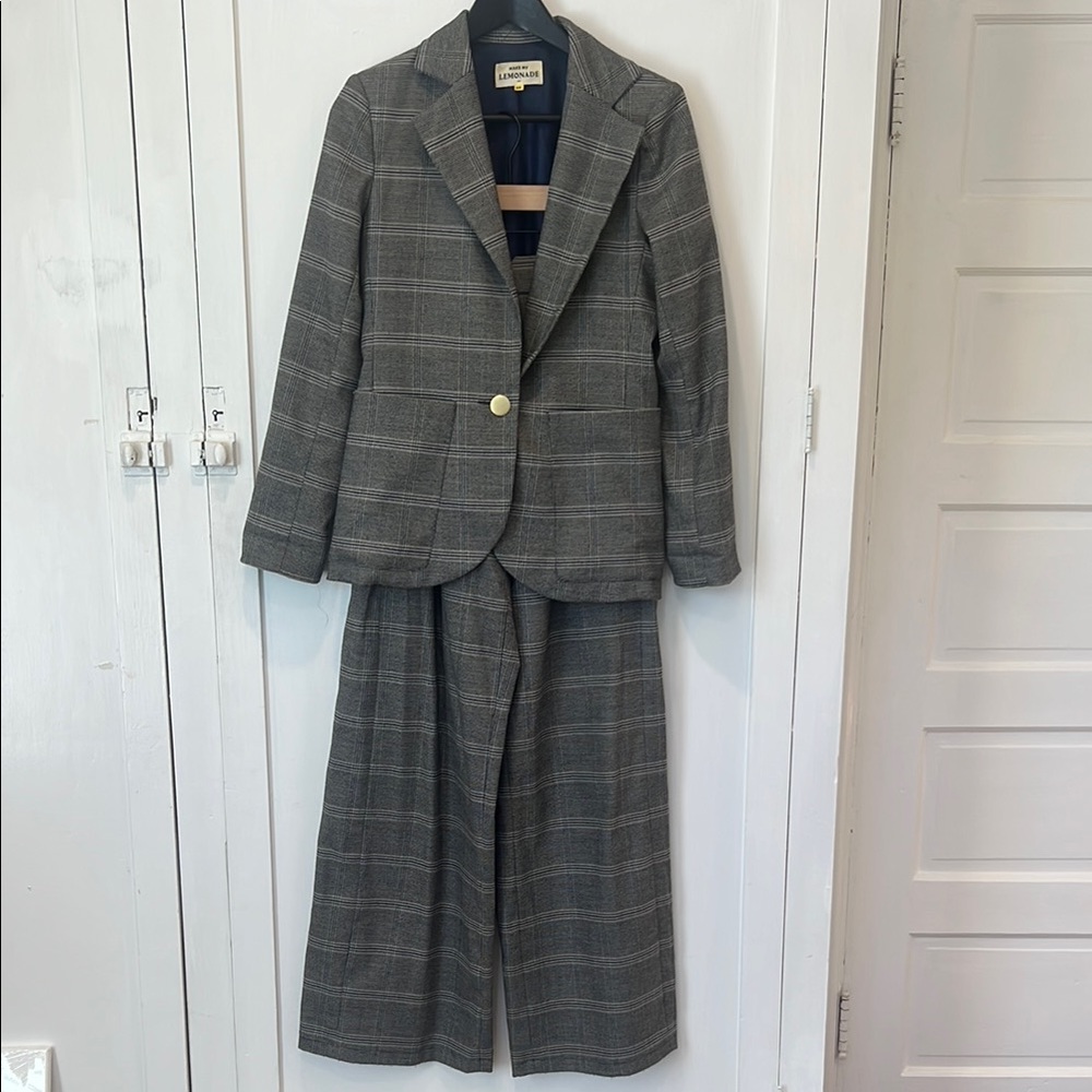 Gray Plaid Women's Suit Set